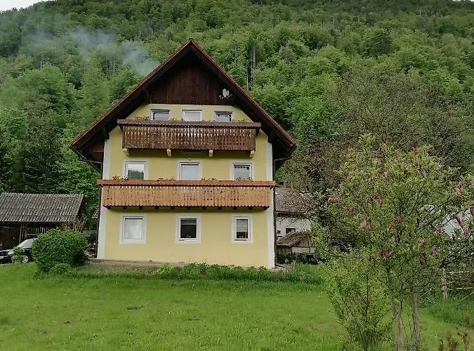 House Andrej Daire *