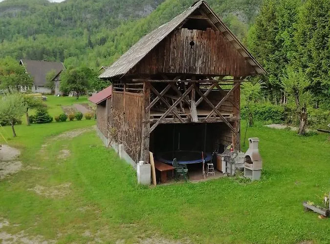 House Andrej Daire *